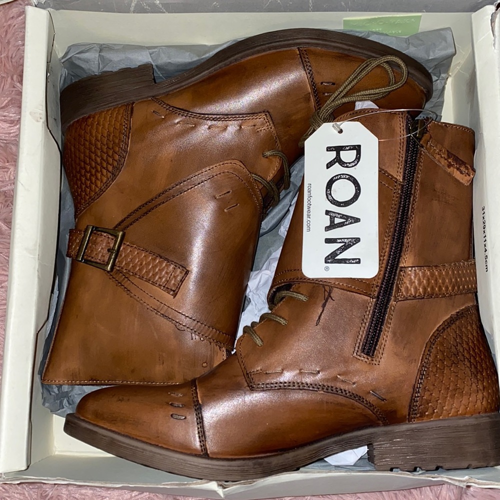 Roan By bed stu boots